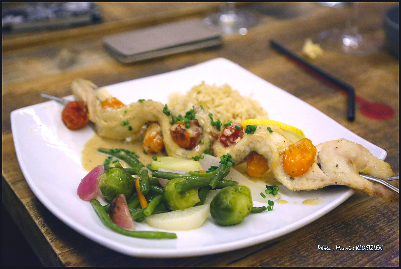 Brochette de poisson servie à l'Auberge du Hirtz